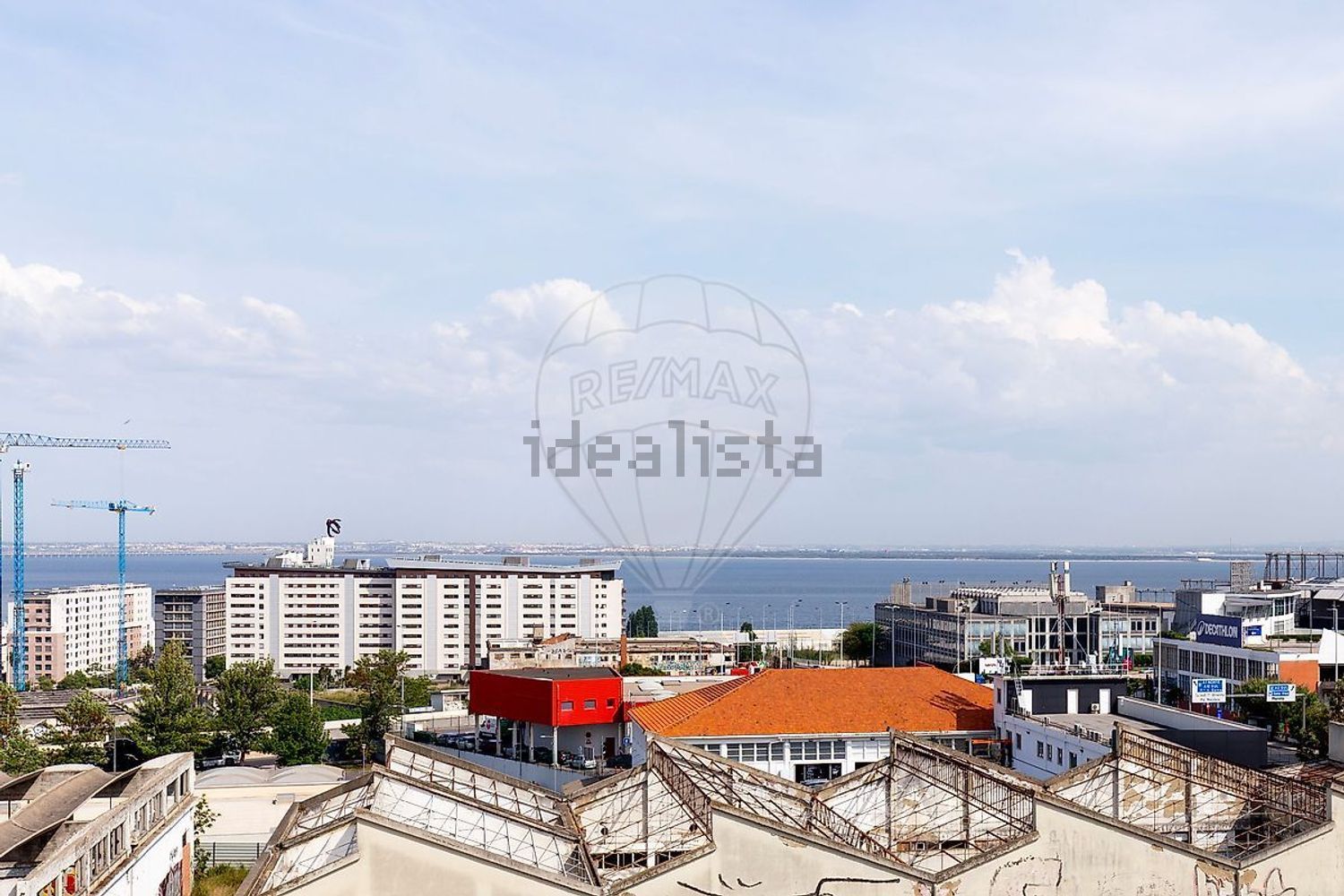 公寓 t3出售在Rua Vila Alferes Chamusca - 视线