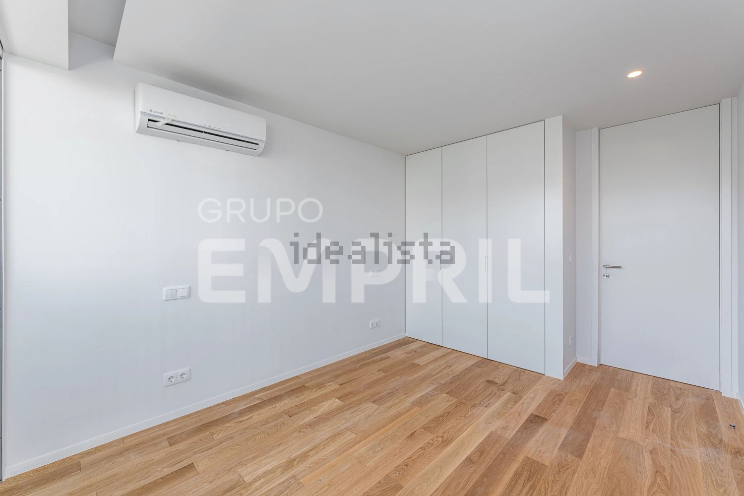 公寓 t2出售在Rua do Conselheiro de Costa Braga, 264 - 居住