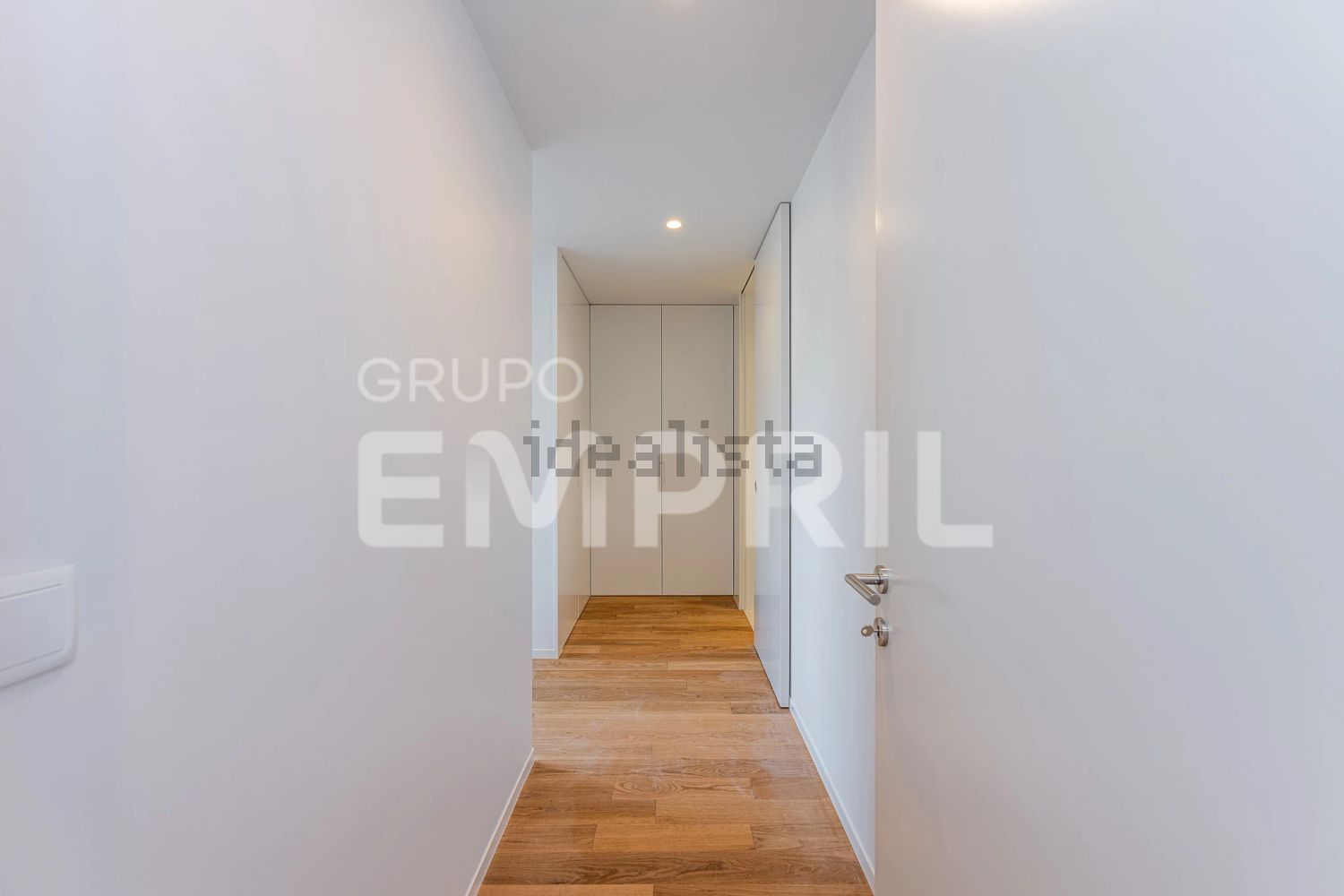公寓 t2出售在Rua do Conselheiro de Costa Braga, 264 - 过道