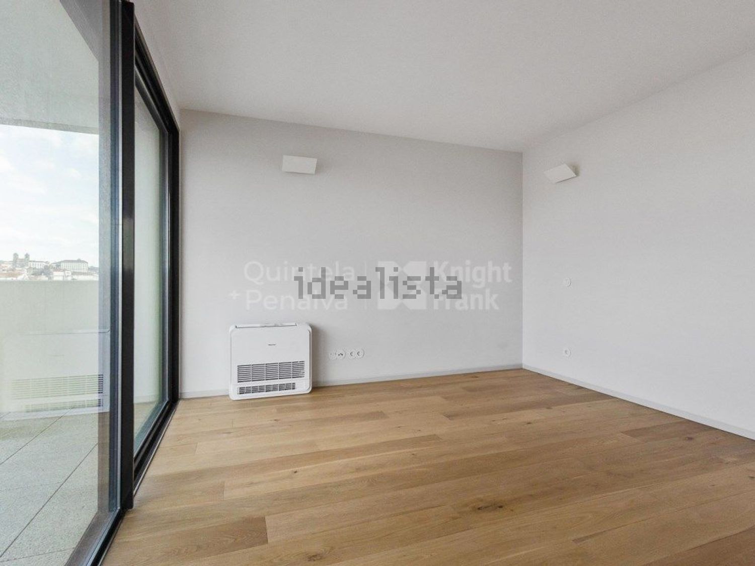 公寓 t4出售在Rua Entre Quintas, 108 - 居住
