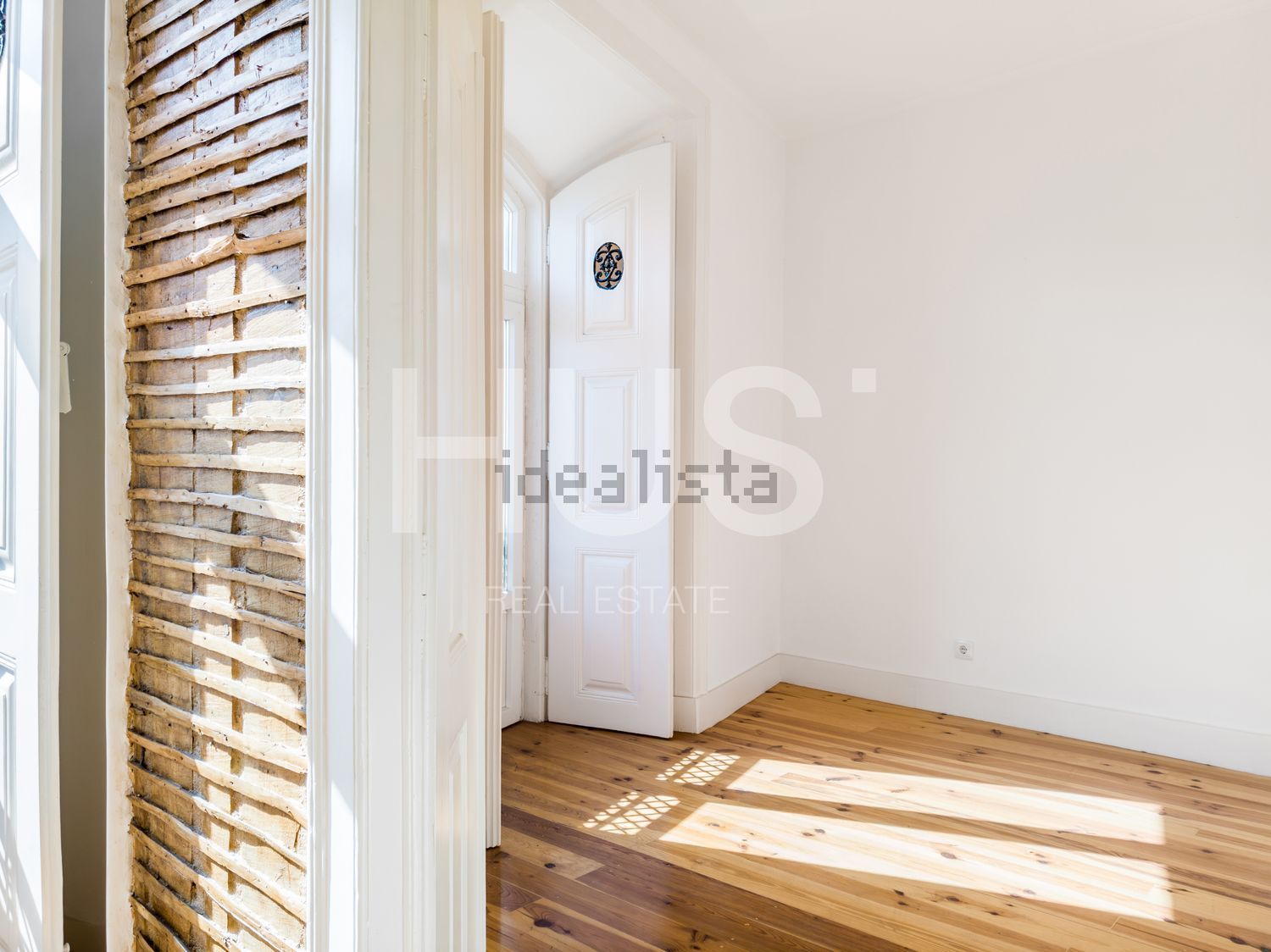 出租公寓 t2在Rua das Escolas Gerais, 88 - 详情