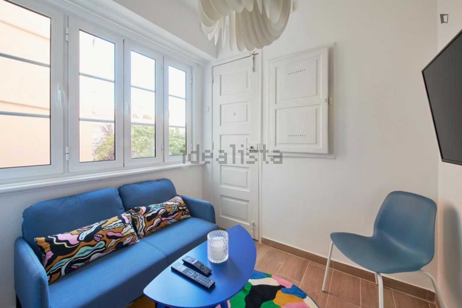 出租房间在Avenida de Roma - 客厅