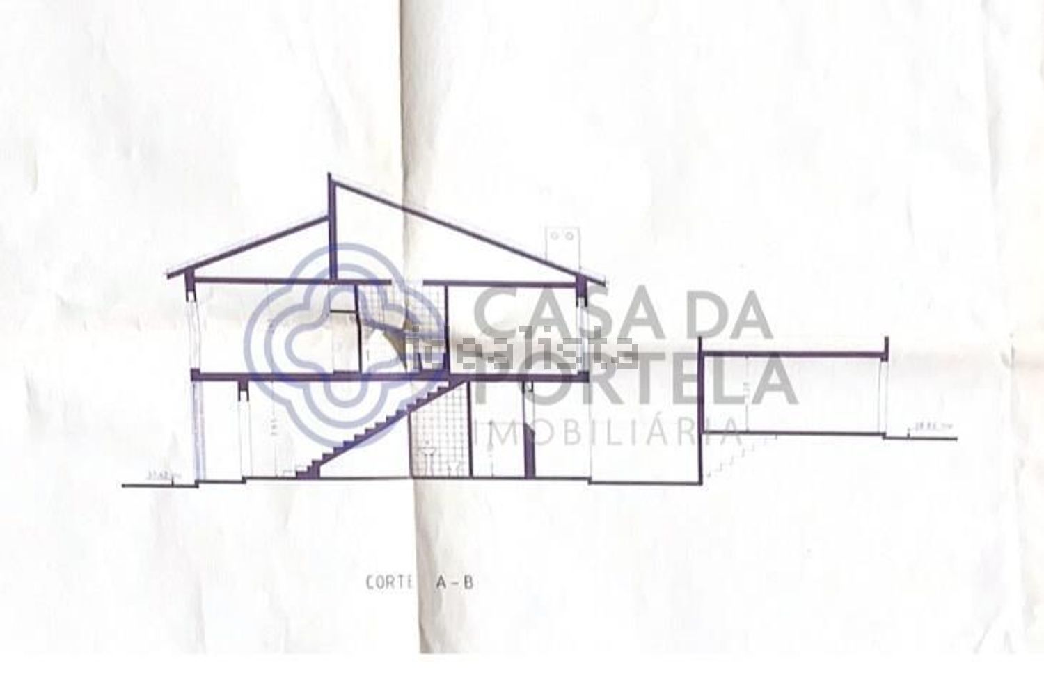 双拼别墅出售在Rua Irene Lisboa, 22 - 平面图