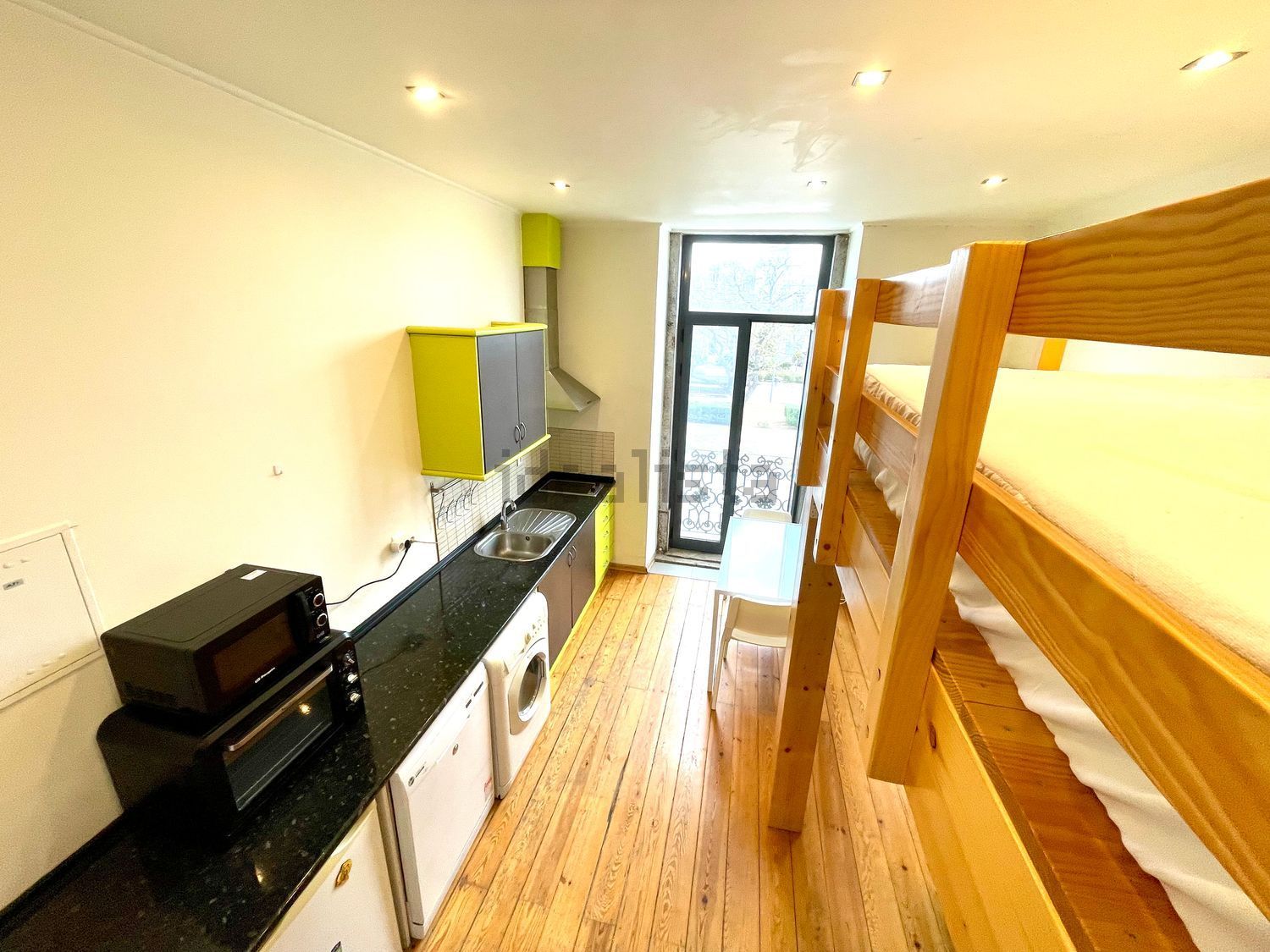 出租t0（单人公寓）在Avenida Luísa Todi, 247 - 厨房
