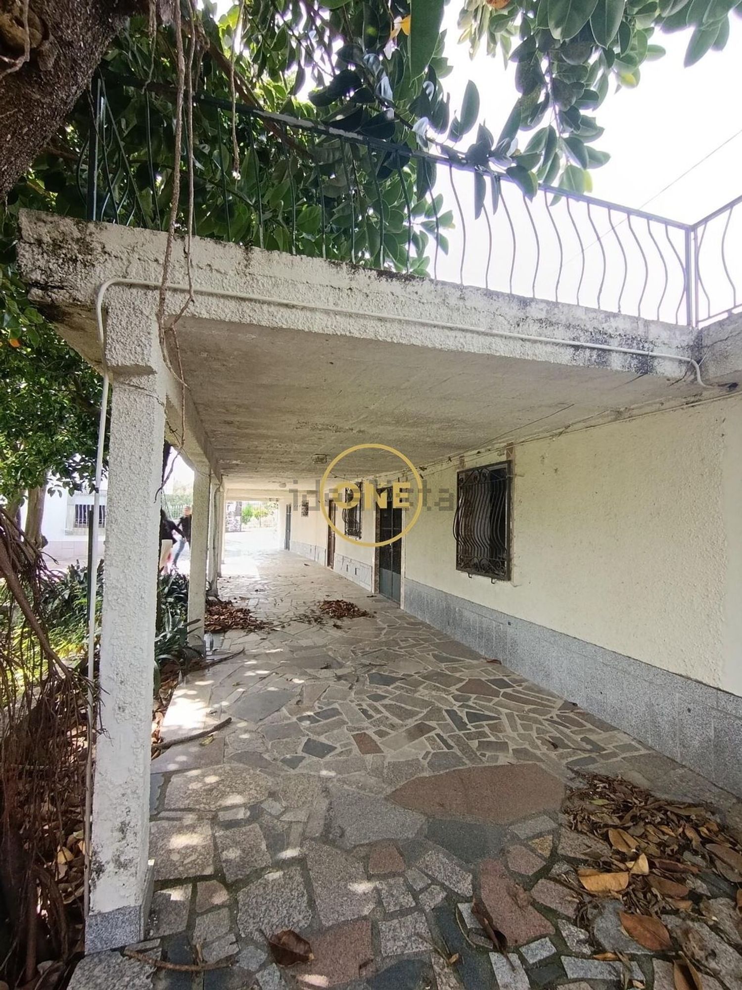 小楼房或独栋别墅出售在 Vila de Punhe - 外立面