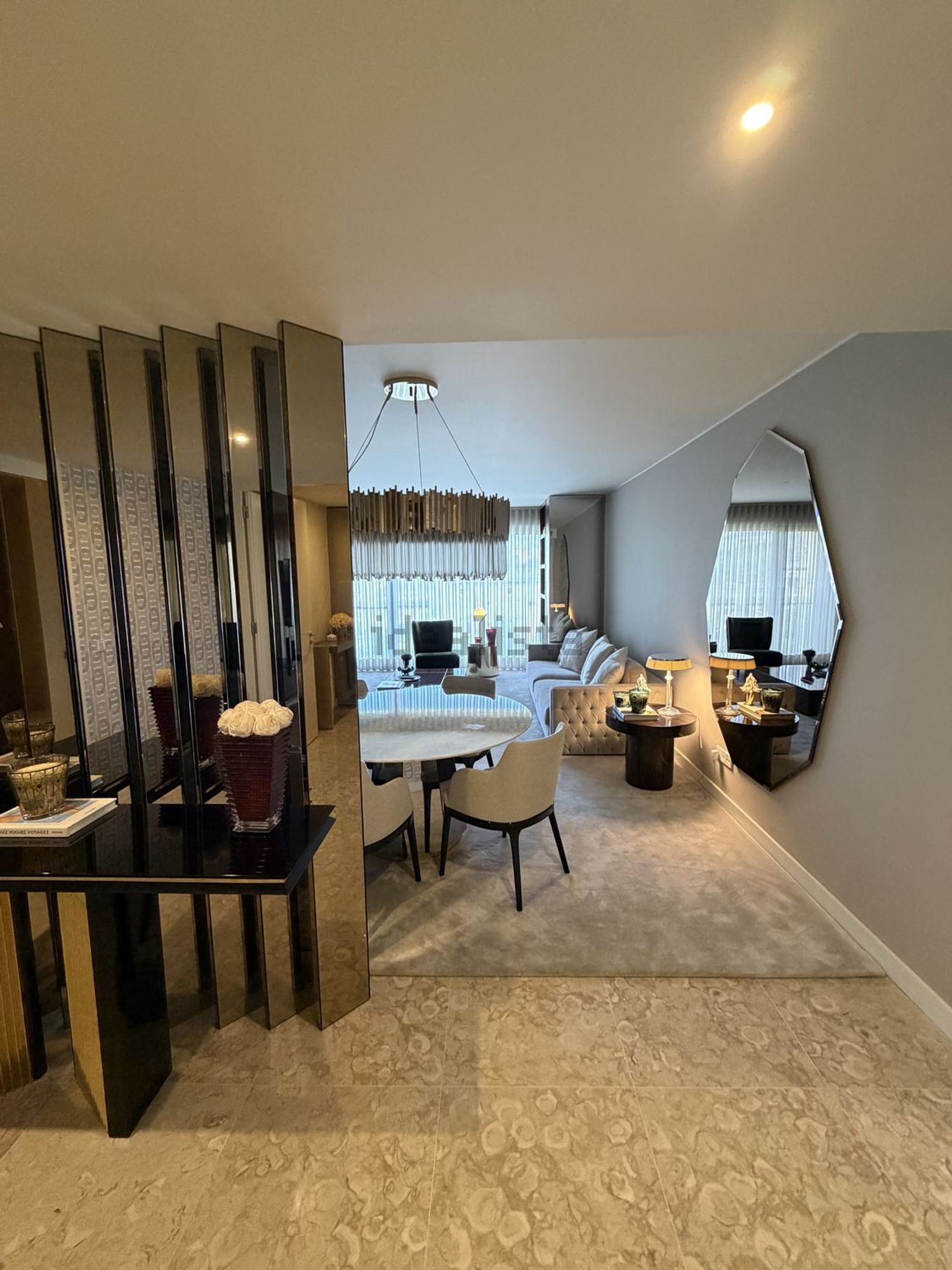 公寓 t2出售在 Bairro Azul - Parque Eduardo VII - 客厅