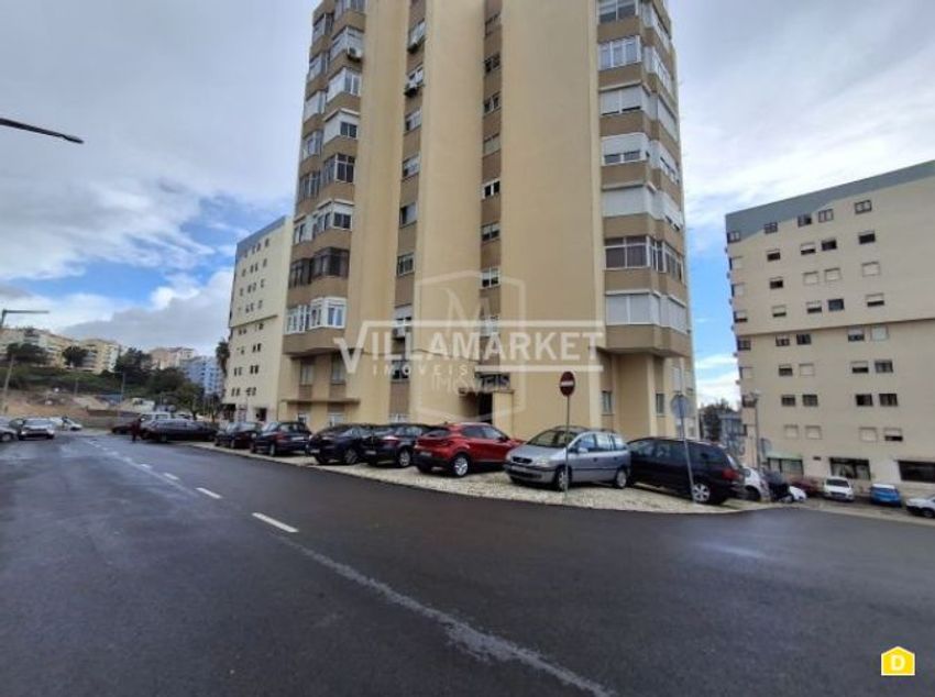 公寓 t3出售在 Ramada e Caneças