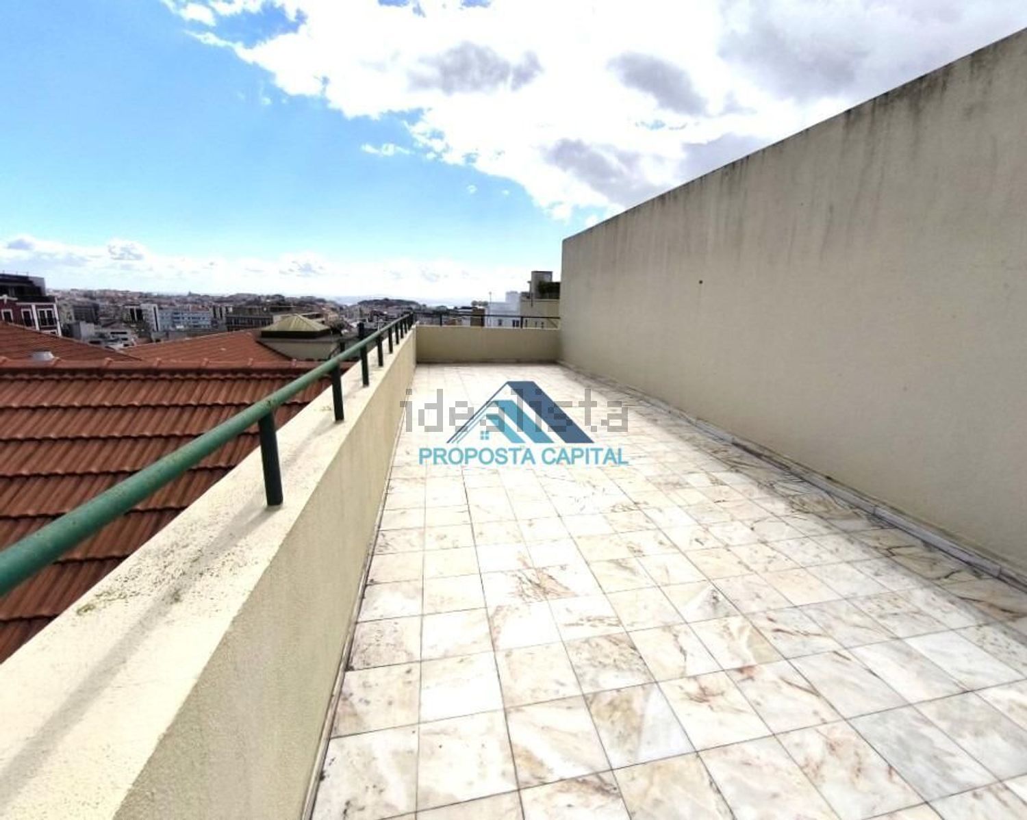 出租公寓 t4在 Bairro Azul - Parque Eduardo VII - 阳台