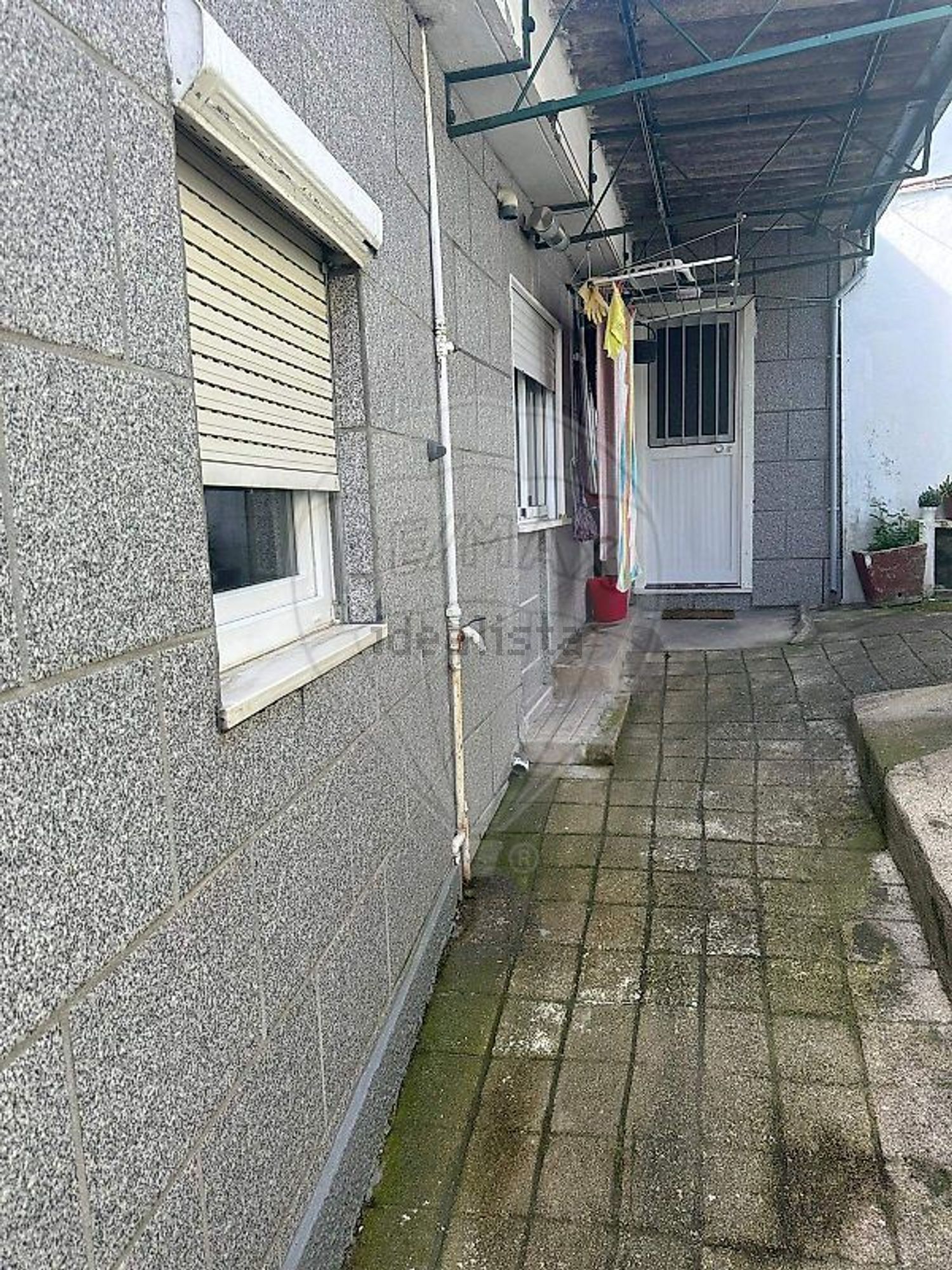 小楼房或独栋别墅出售在 Circular de Sub-ribas, 66 - 照片