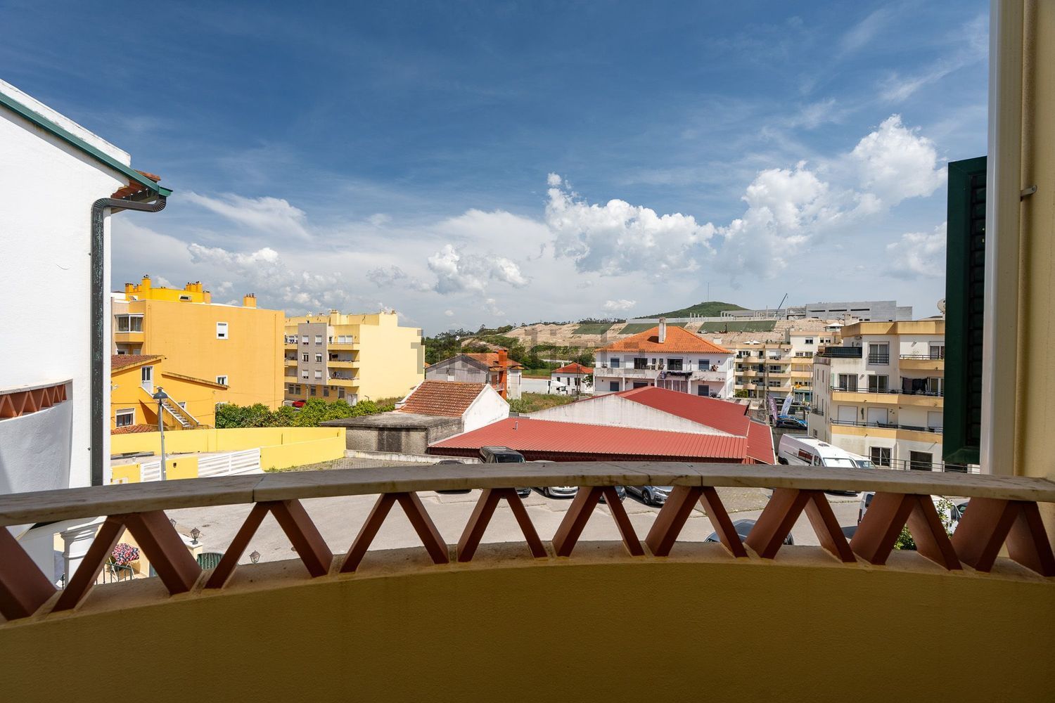 小楼房或独栋别墅出售在Praceta De Santa Maria, 4 - 露台