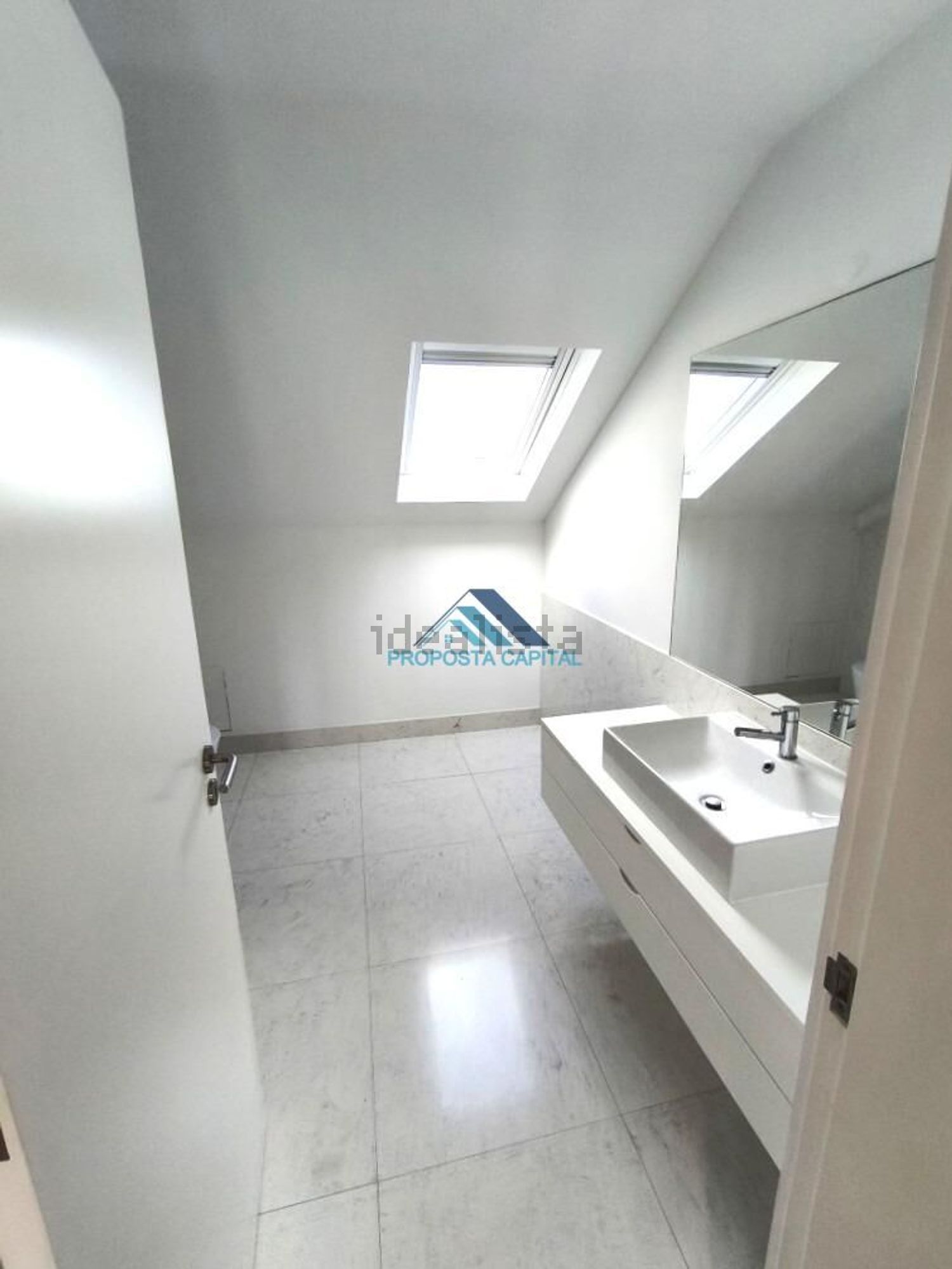 出租公寓 t4在 Bairro Azul - Parque Eduardo VII - 卫生间