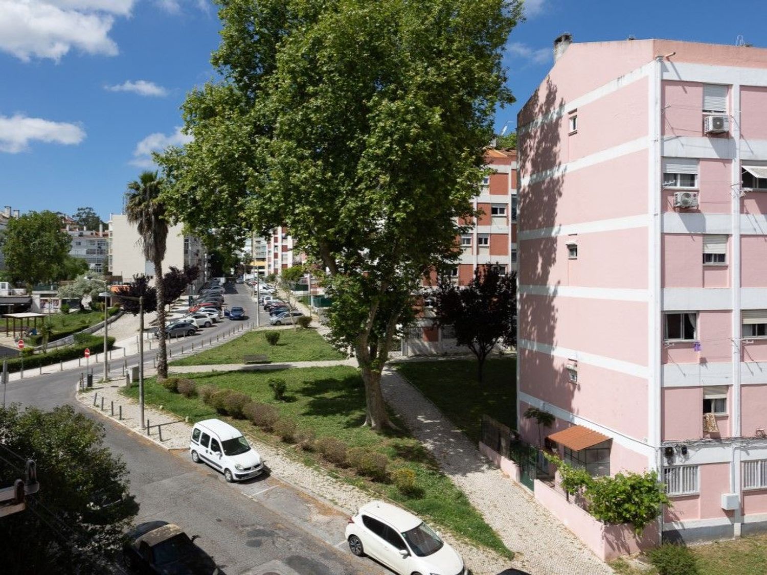 公寓 t2出售在Rua da Quinta do Charquinho, 18 - 照片