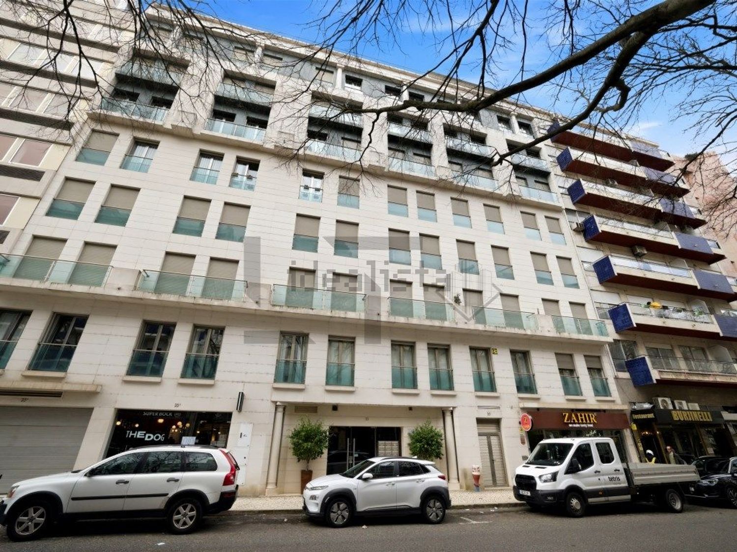 公寓 t4出售在Avenida Marquês de Tomar - 视线