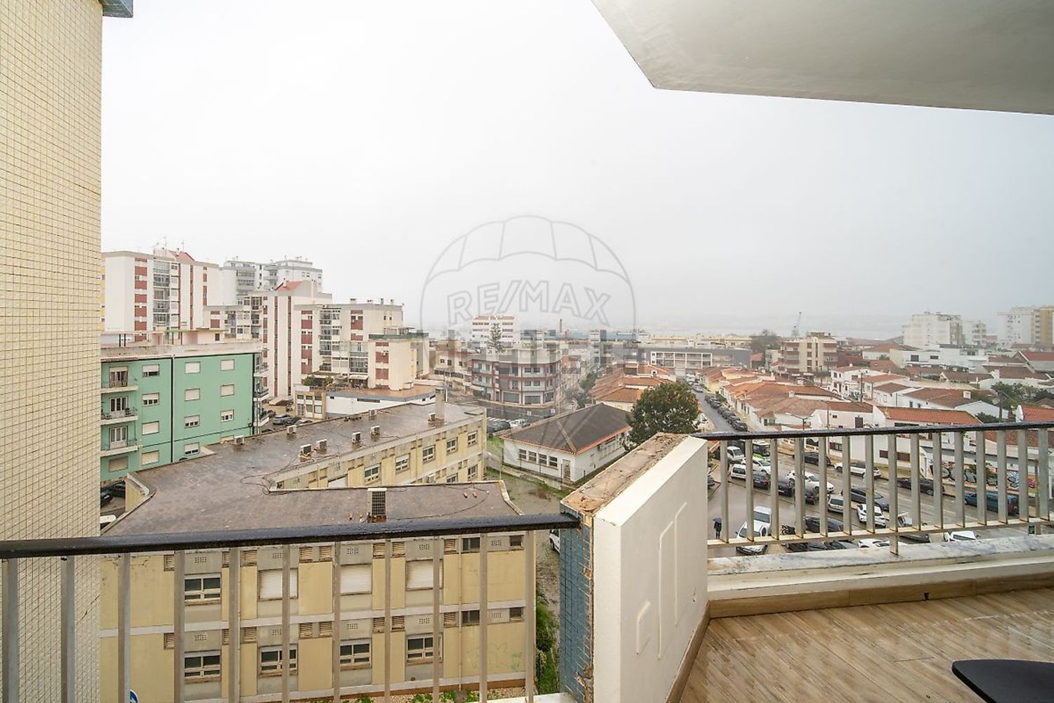 公寓 t3出售在Rua de São Tomé e Príncipe, 30 - 阳台