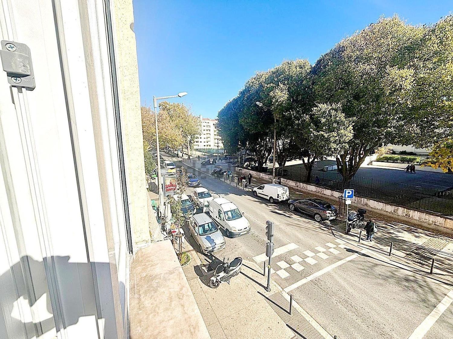 公寓 t3出售在Avenida General Roçadas - 视线