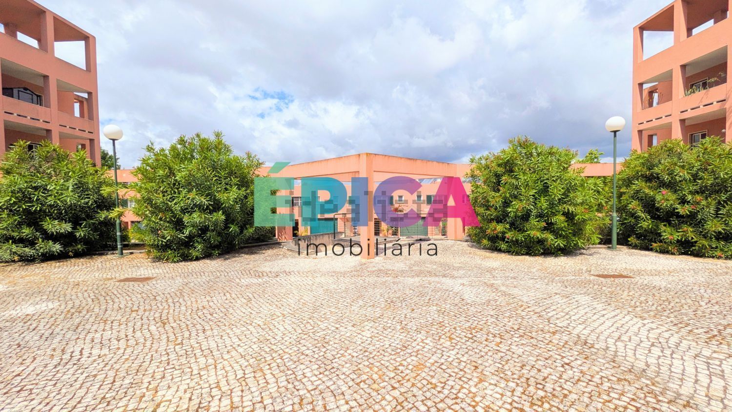 公寓 t3出售在 Calçada do Poço, 13 - 外立面