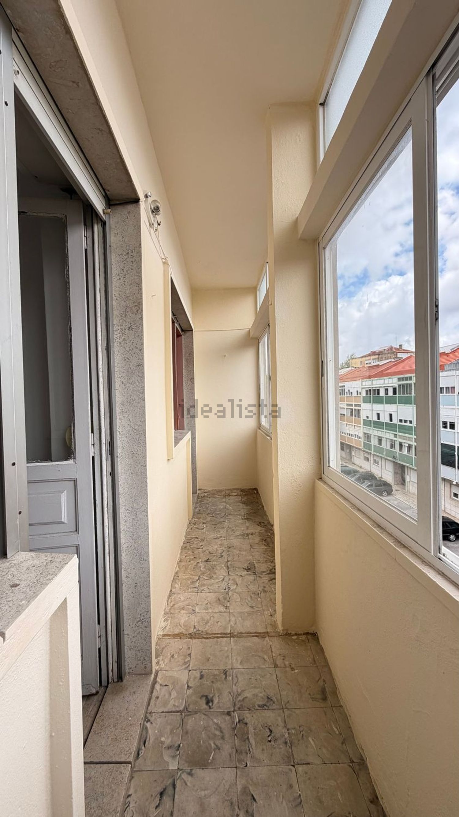 公寓 t2出售在Rua do Casal de São José, 3 - 过道