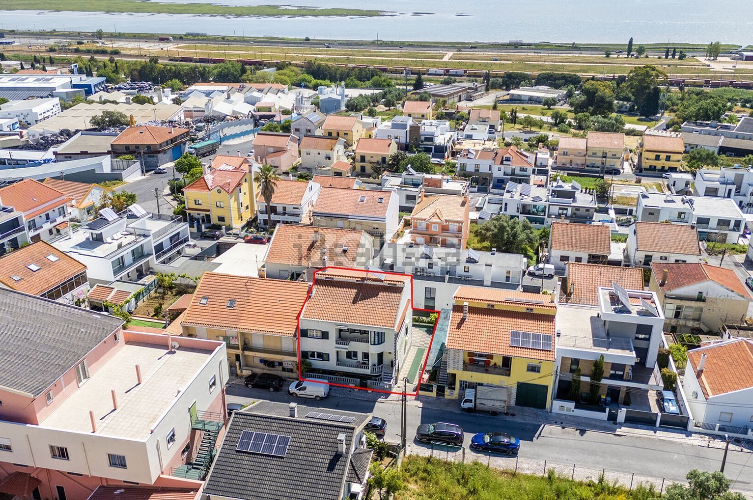 小楼房或独栋别墅出售在Rua São José - 外立面