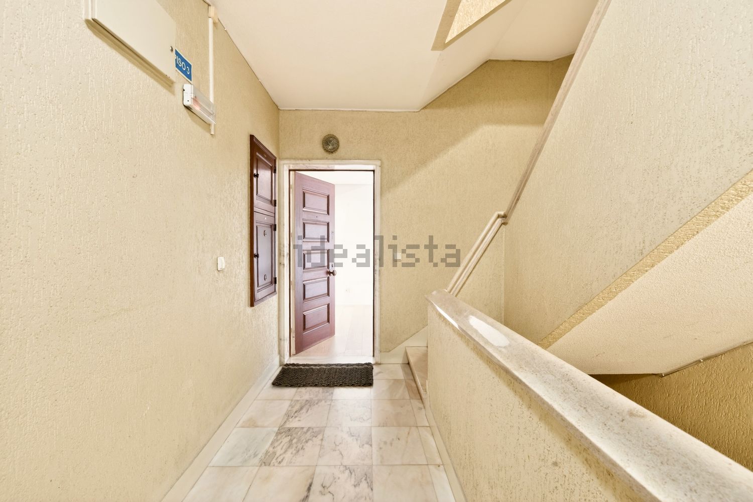 出租公寓 t3在Avenida Infante Dom Henrique, 620 - 过道