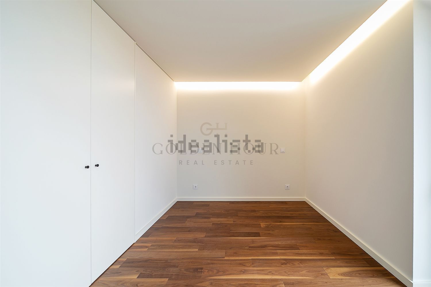 公寓 t4出售在Avenida da República, 1665 - 居住