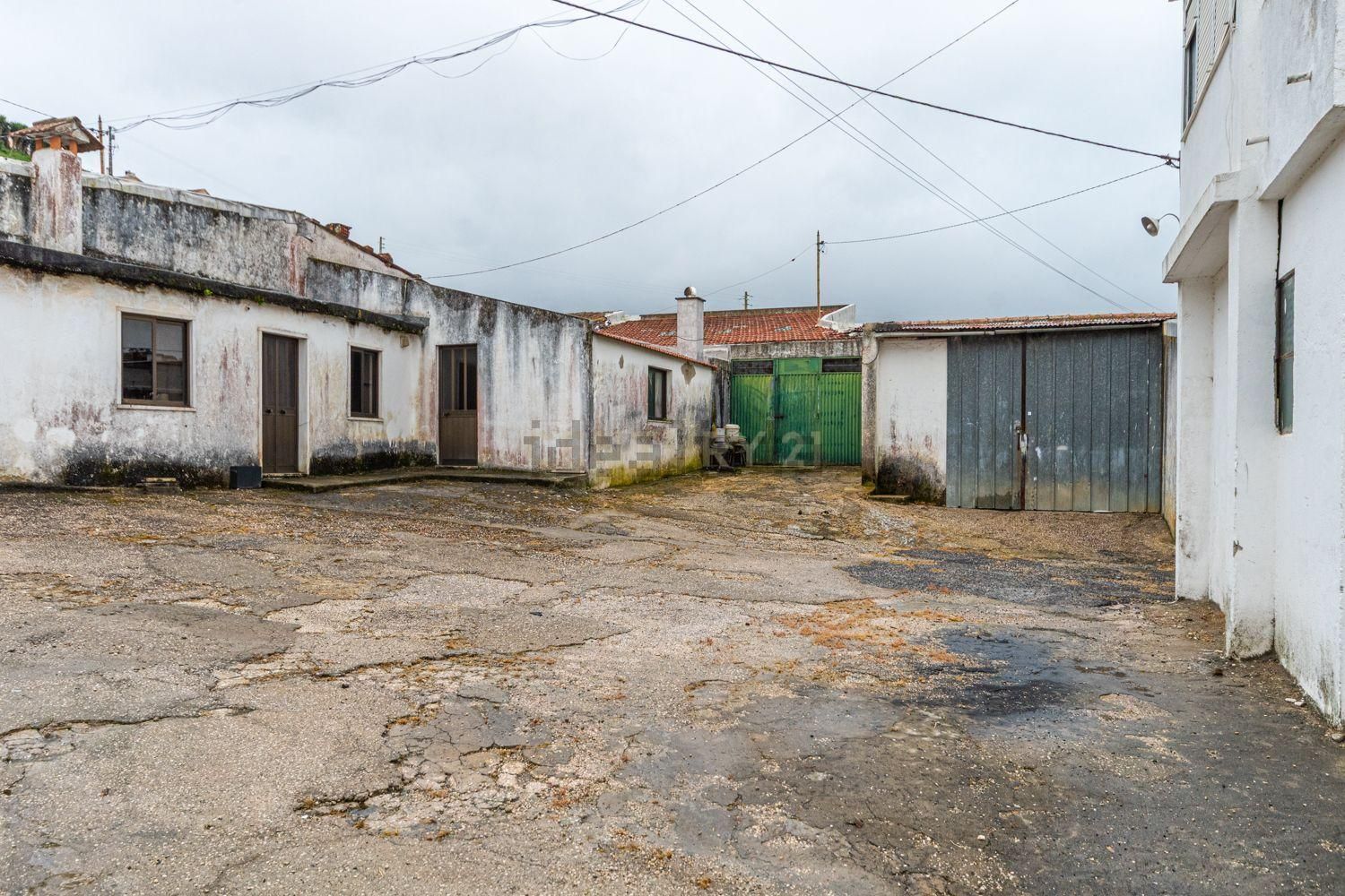 小楼房或独栋别墅出售在Bairro Novo s/n - 外立面