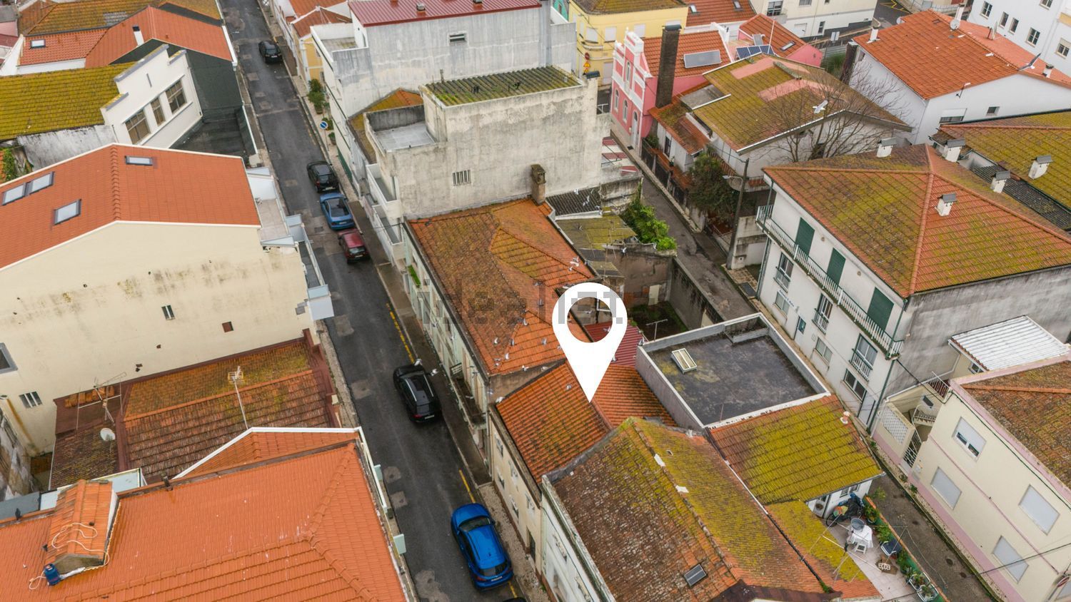 双拼别墅出售在Rua São João do Vale, 1 - 游泳池
