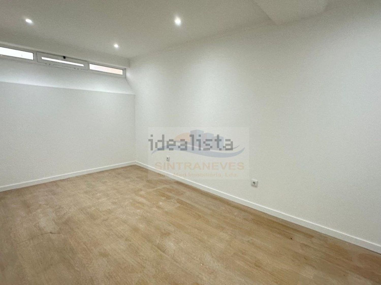 公寓 t2出售在 Centro da Amadora - 卧室