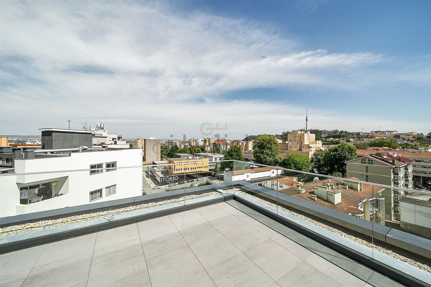 公寓 t4出售在Avenida da República, 1665 - 露台