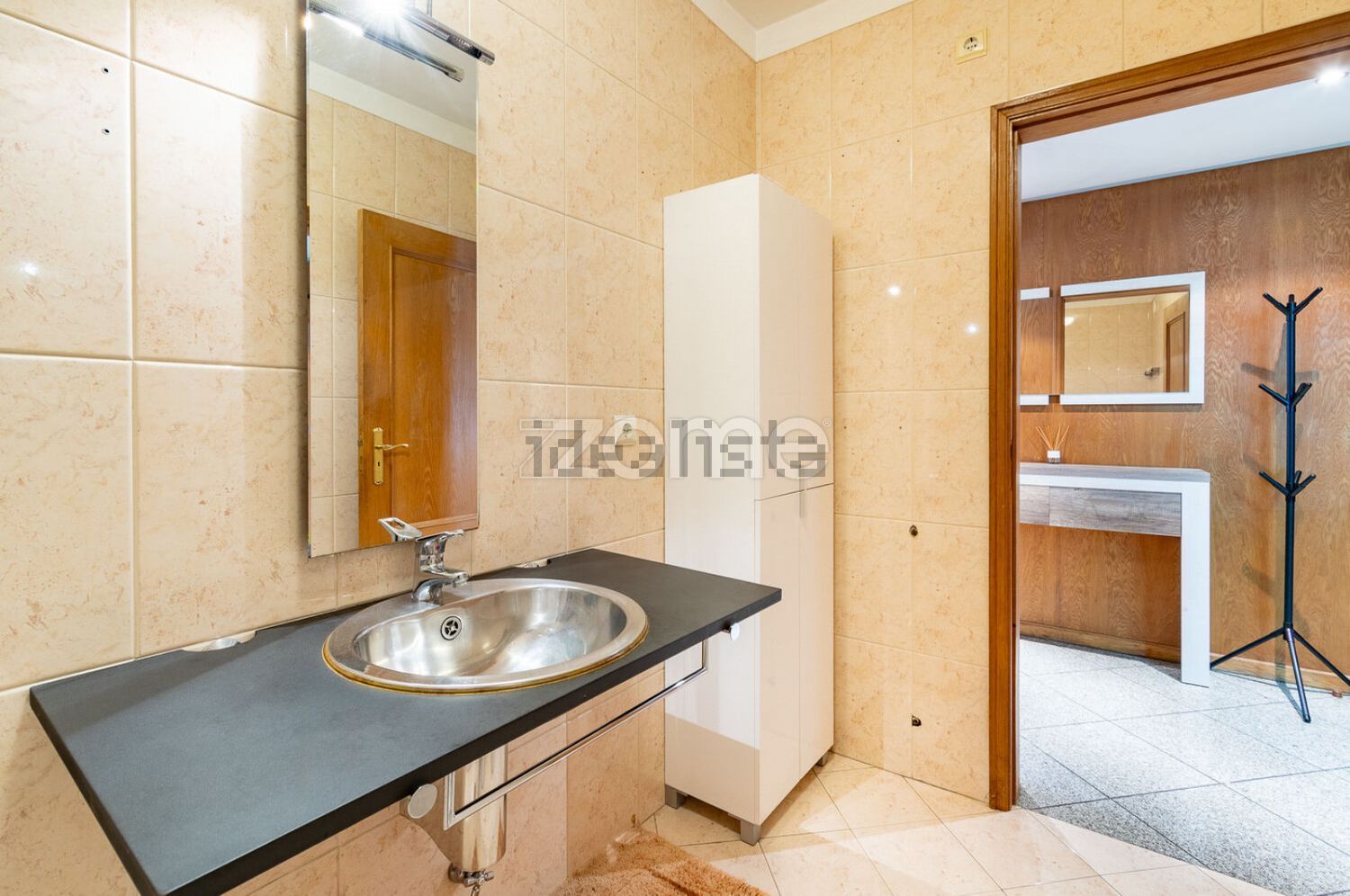 出租公寓 t2在Rua do Bairro da Areosa, 33 - 卫生间