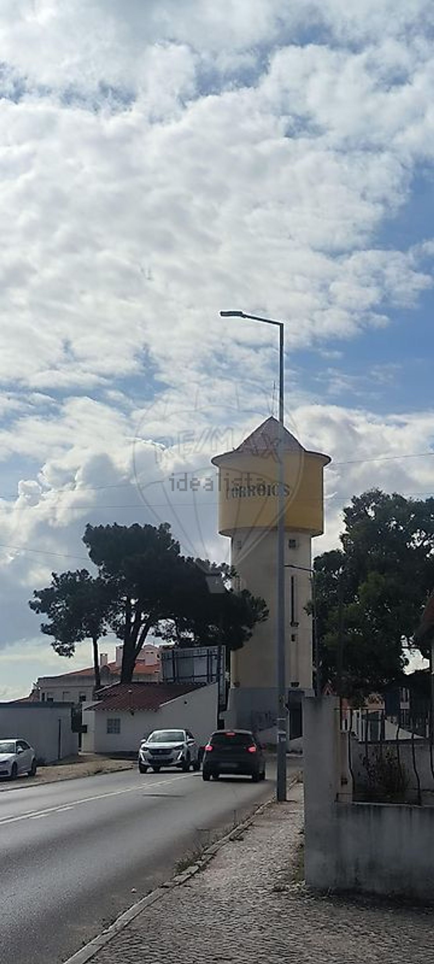小楼房或独栋别墅出售在Rua Vila do Seixal - 视线