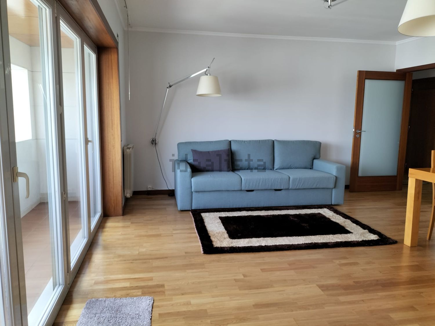 出租公寓 t2在Rua do Conde de Campo Bello, 183 - 客厅