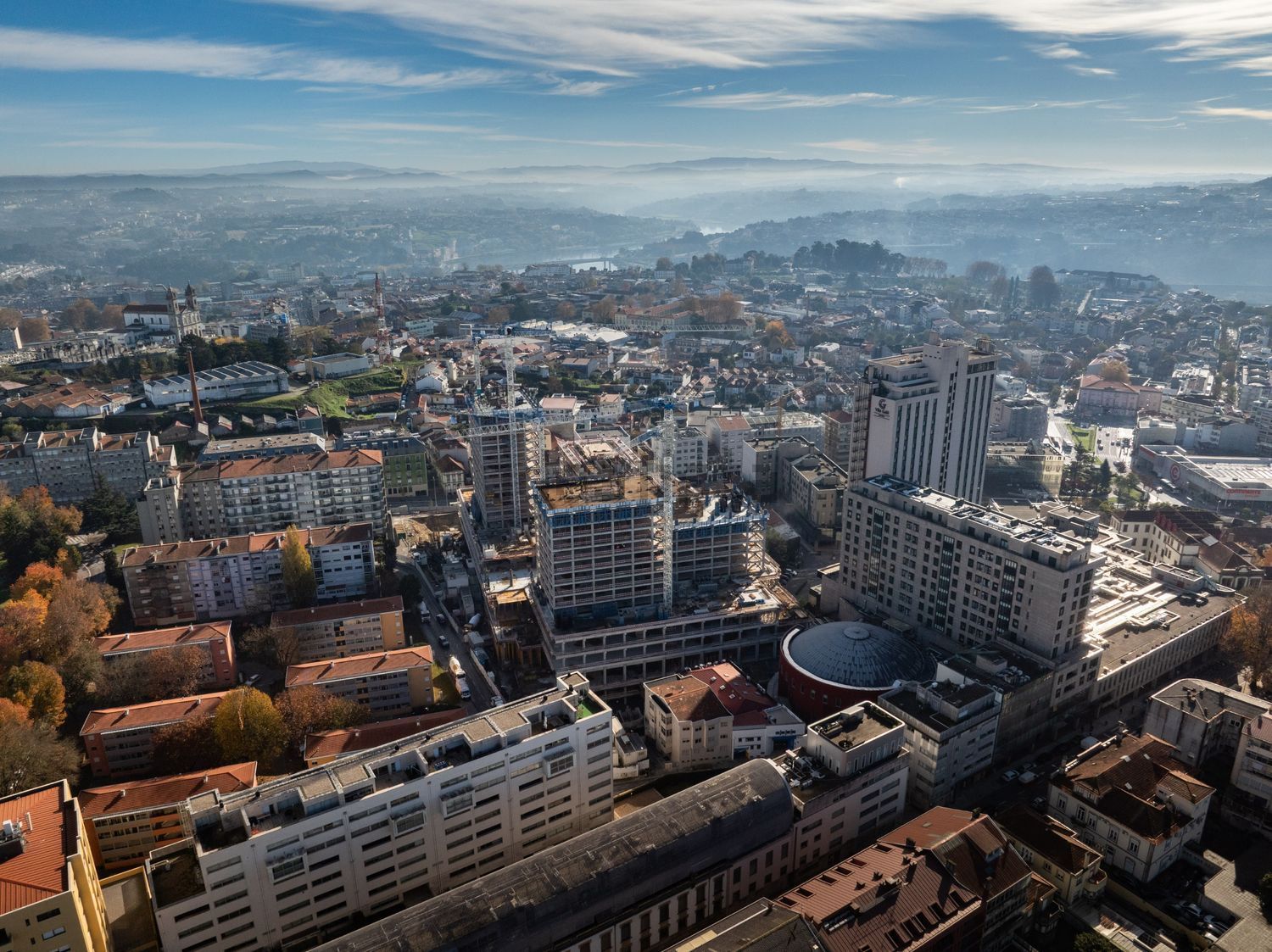 公寓 t1出售在Avenida de Fernão de Magalhães, 75 - 照片