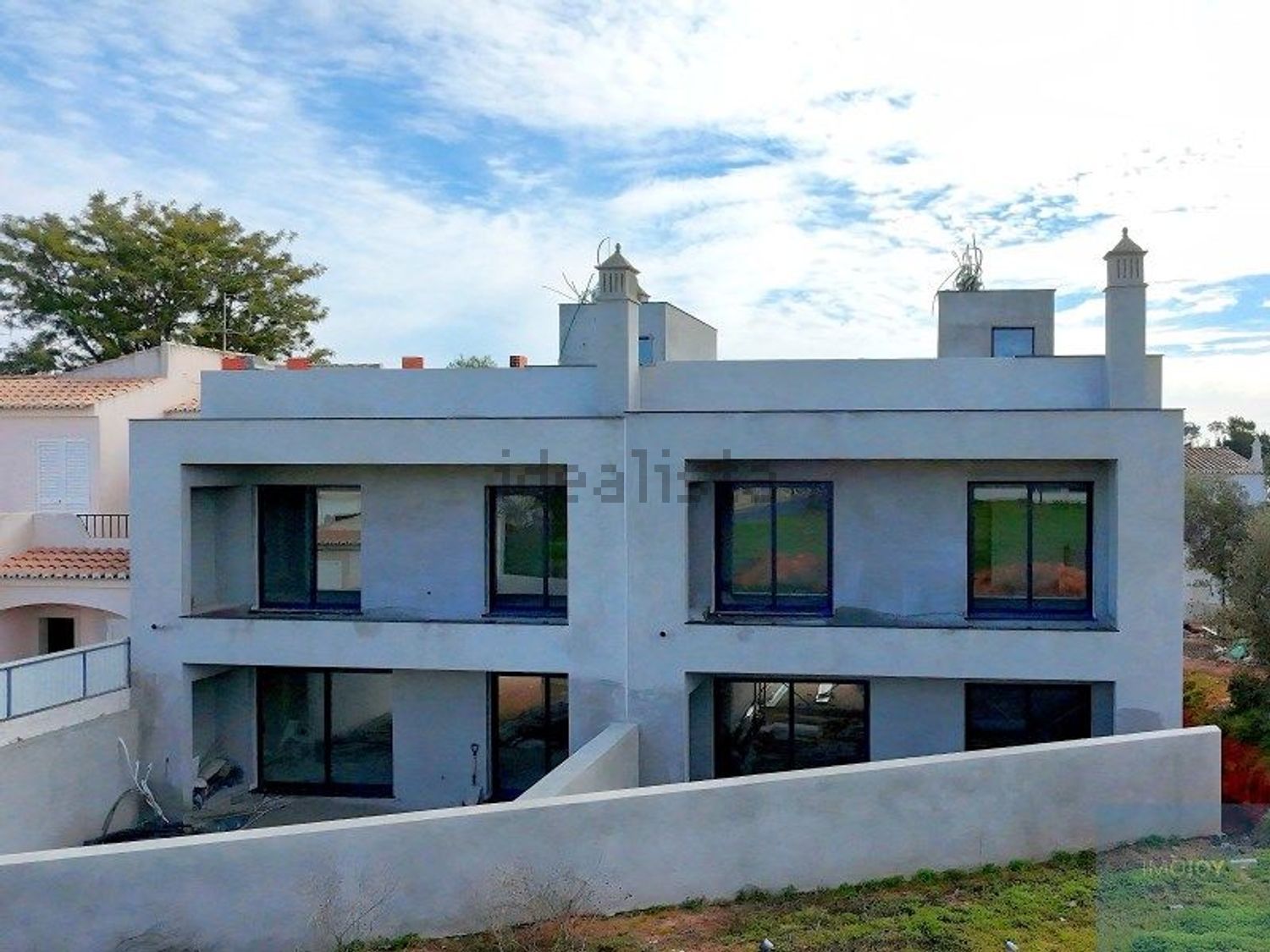 小楼房或别墅出售在Rua da Itália, 233 a233 - 外立面
