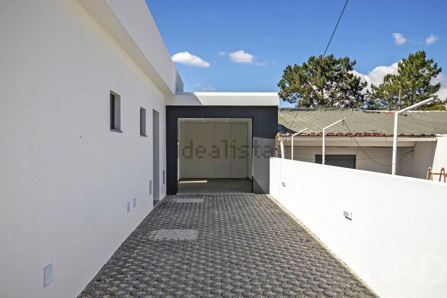 小楼房或独栋别墅出售在 Centro da Quinta do Conde - 停车位