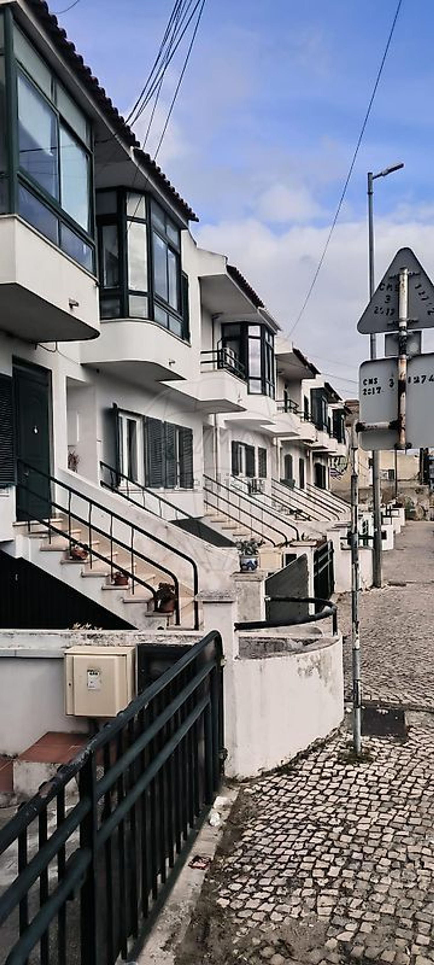 小楼房或独栋别墅出售在Rua Vila do Seixal - 视线