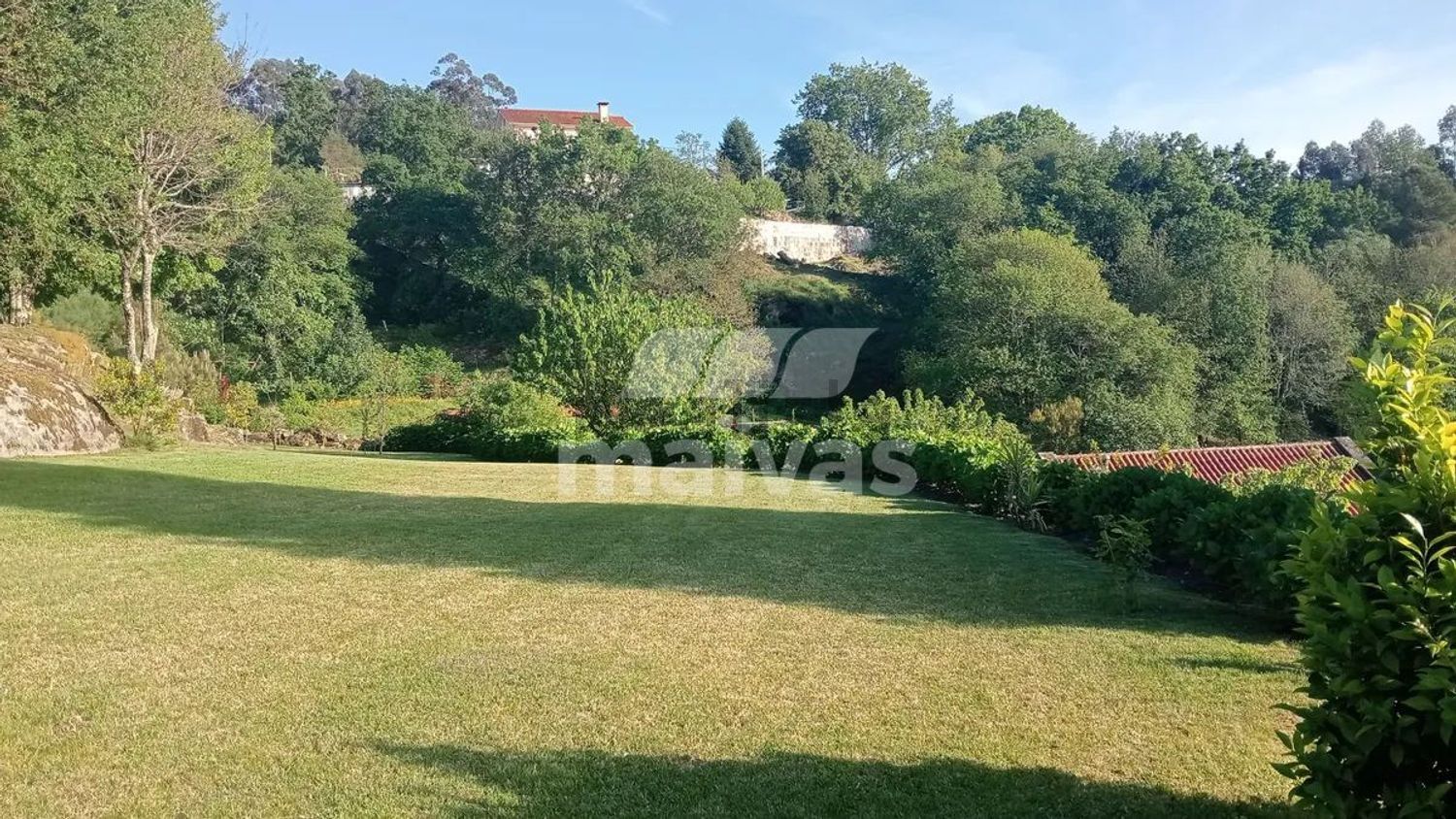 出租小楼房或独栋别墅在 Matosinhos Sul - Marginal - 花园