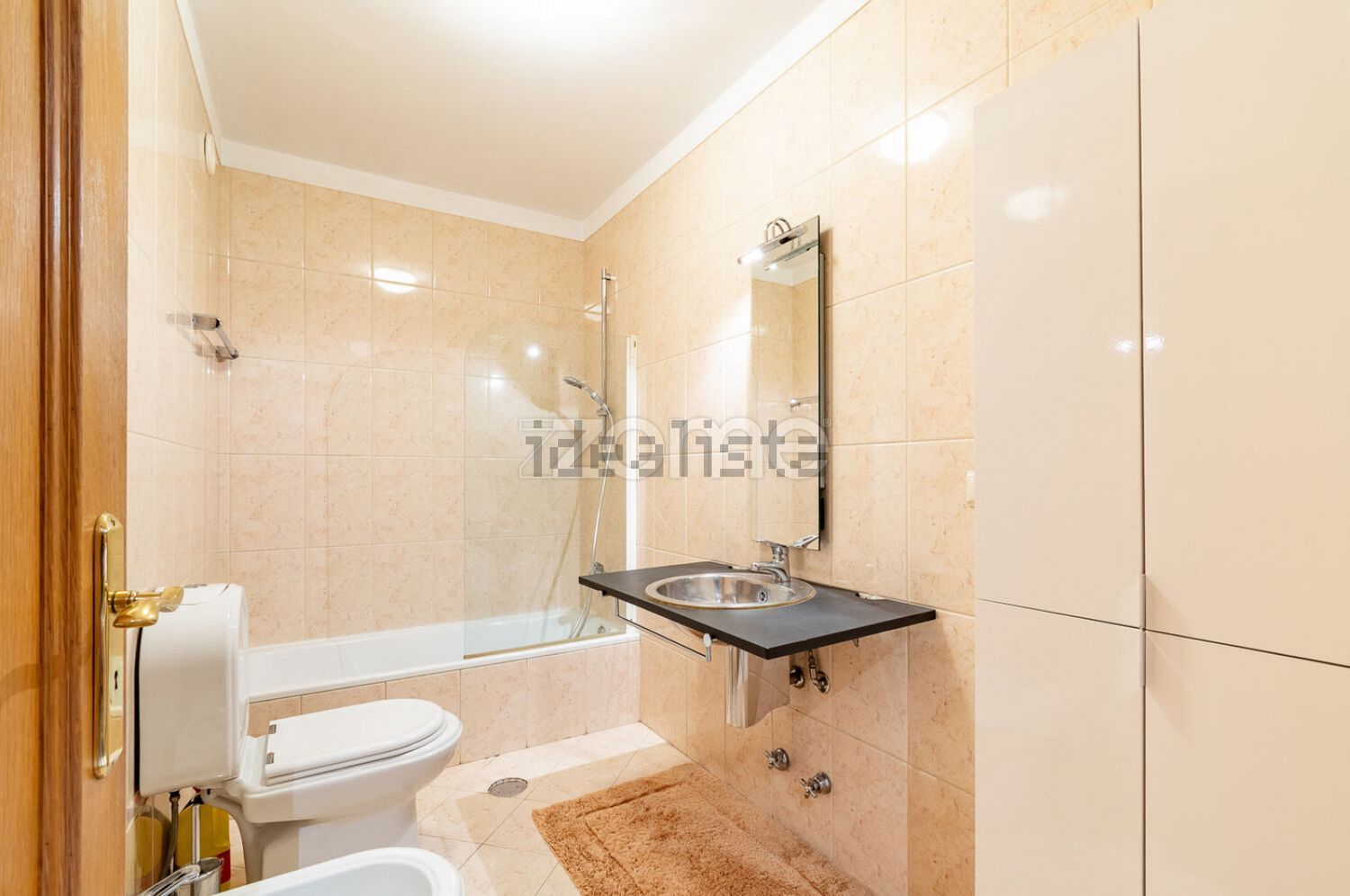 出租公寓 t2在Rua do Bairro da Areosa, 33 - 卫生间