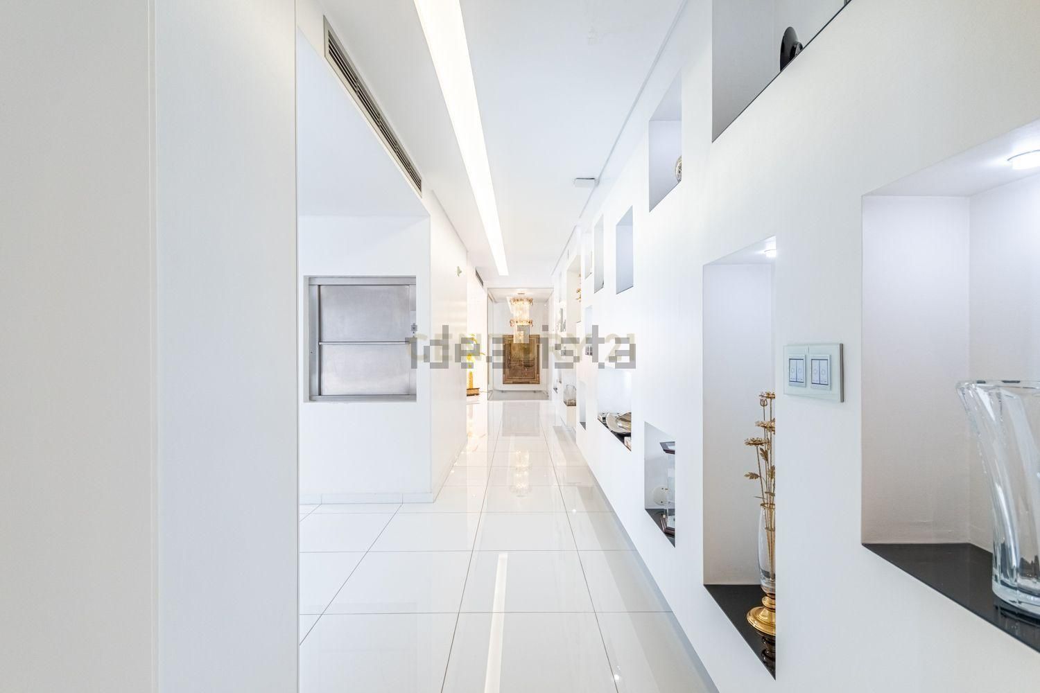 公寓 t5出售在Avenida da Liberdade, 16 - 过道