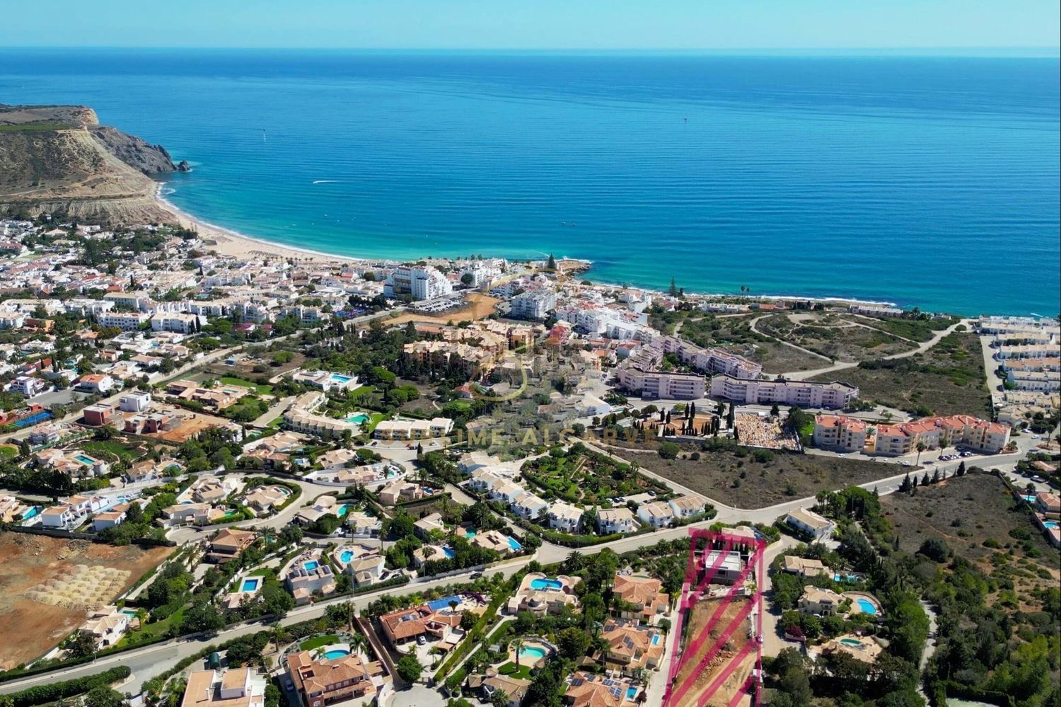 双拼别墅出售在 Rua Ferreira Castro s/n - 视线