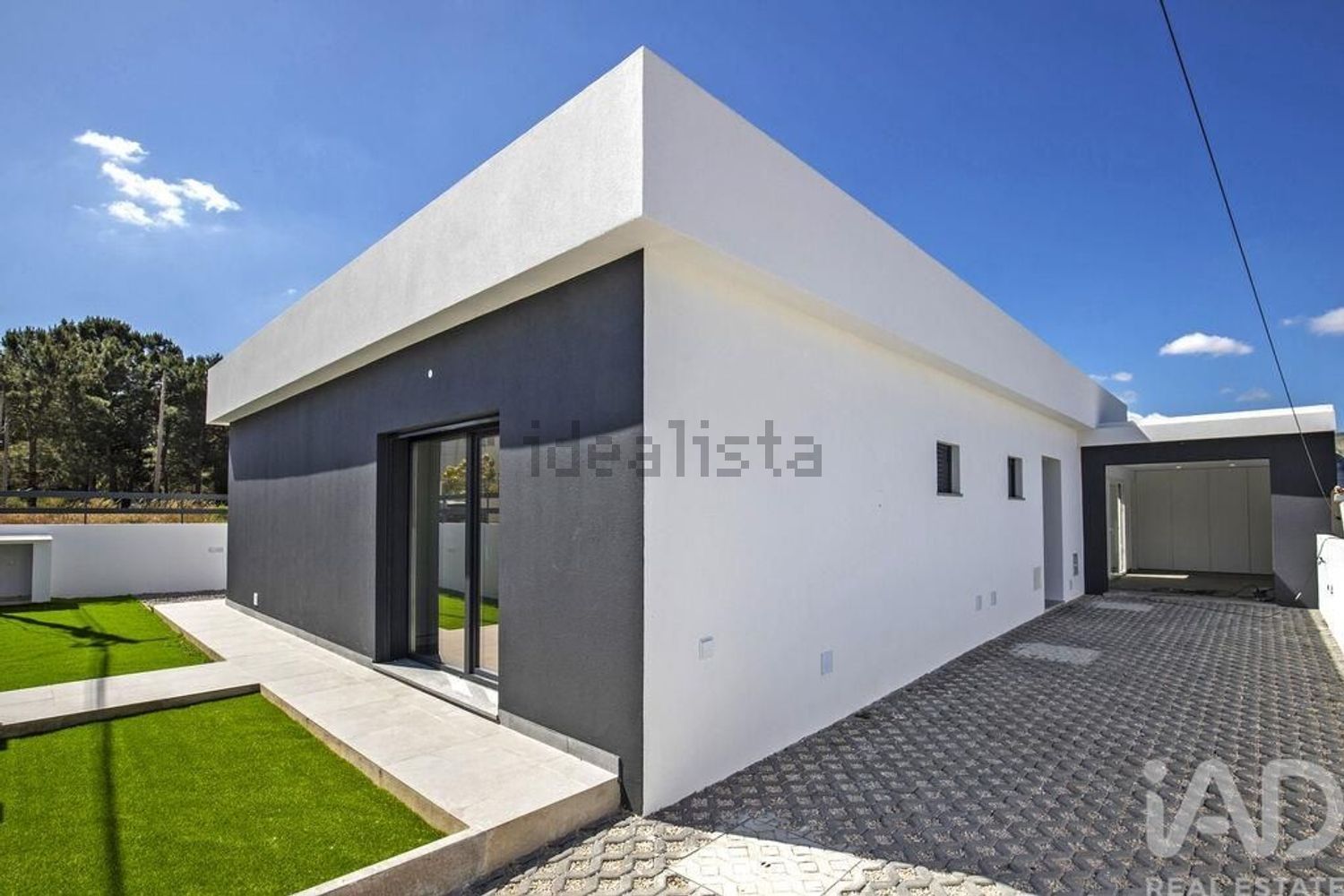 小楼房或独栋别墅出售在 Centro da Quinta do Conde - 外立面