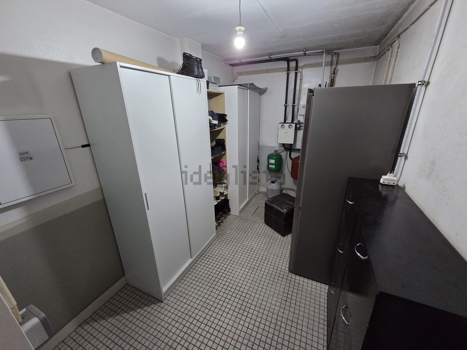 小楼房或独栋别墅出售在Rua Villas Sol, 22 - 地下室