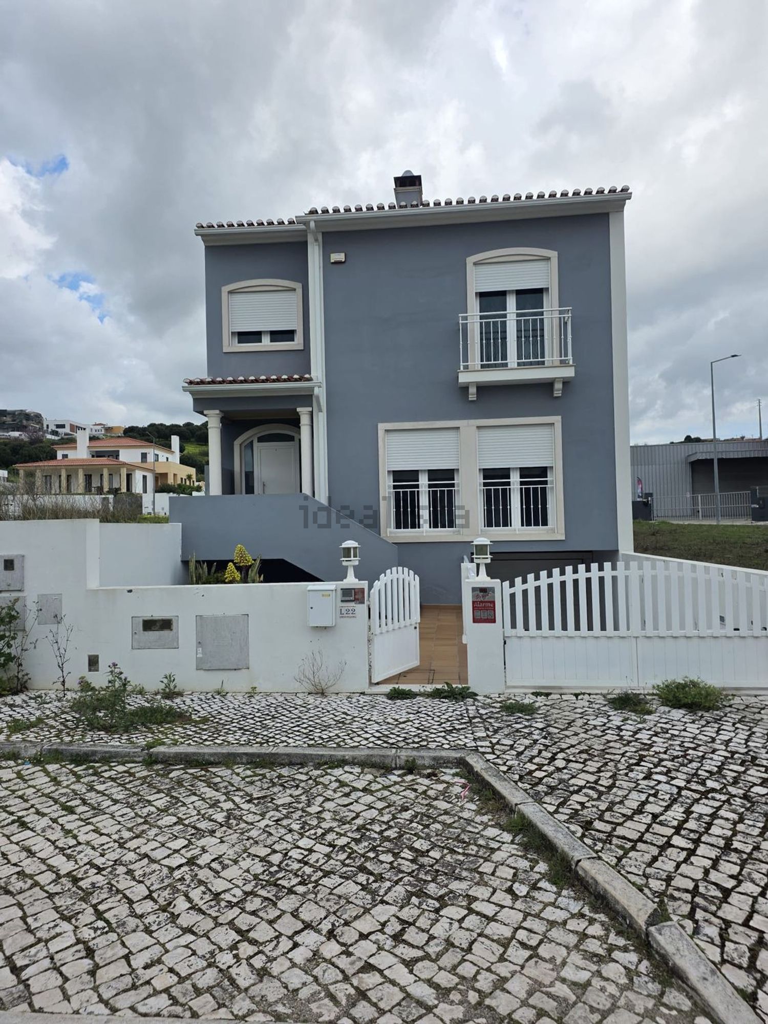 小楼房或独栋别墅出售在Rua Villas Sol, 22 - 外立面