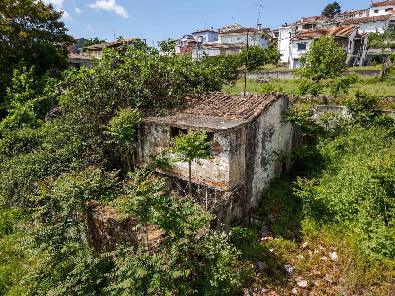小楼房或独栋别墅出售在Avenida Bracara Augusta s/n - 外立面