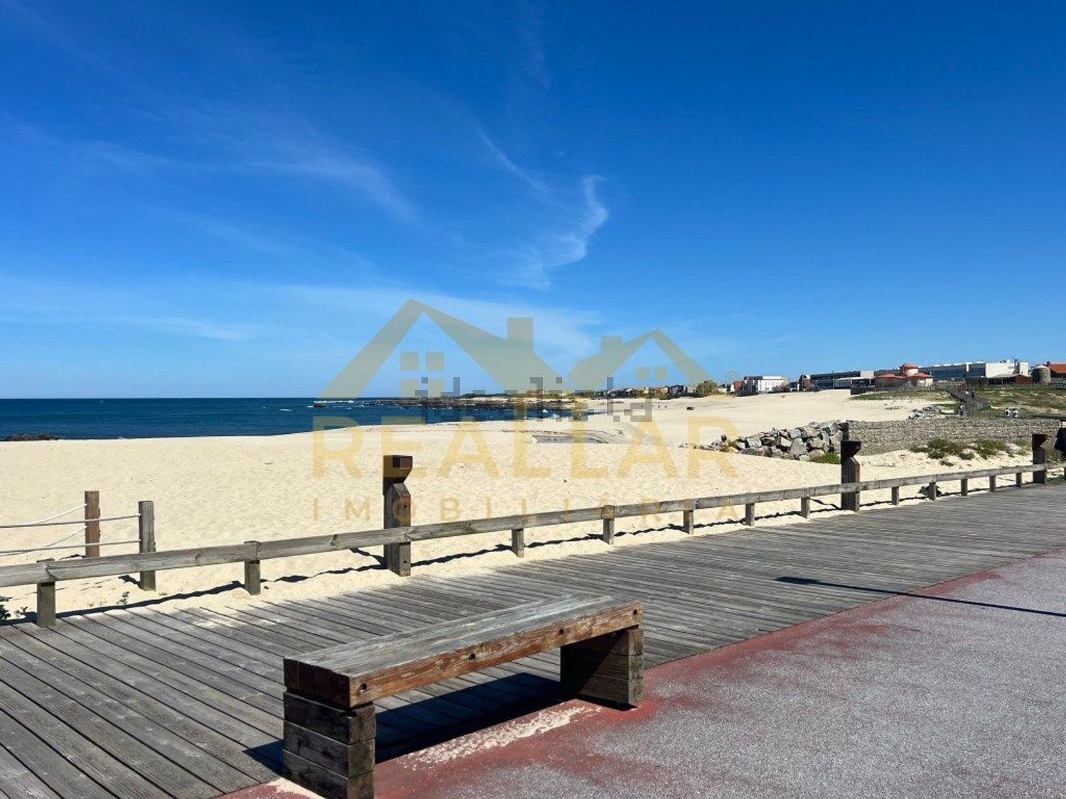 小楼房或独栋别墅出售在Avenida dos Pescadores - 视线