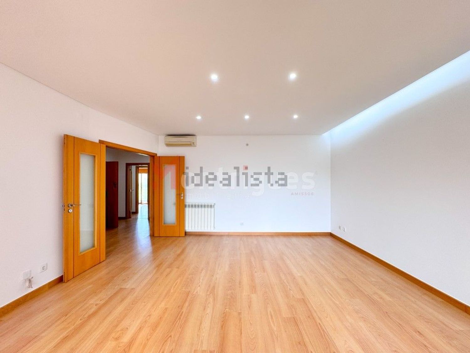 公寓 t3出售在Praça de Portugal - 客厅