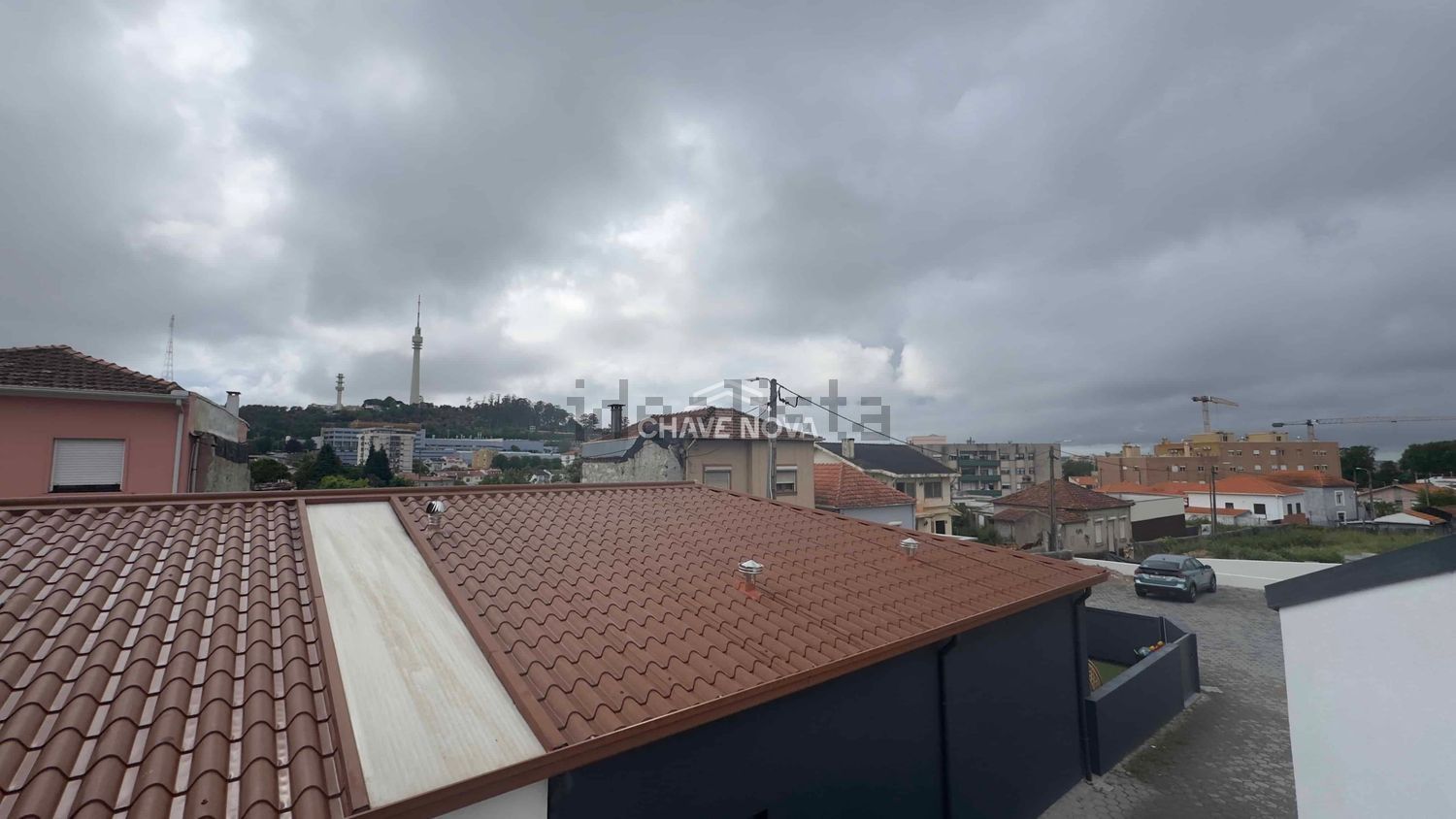双拼别墅出售在Rua Colégio do Sardão - 阳台