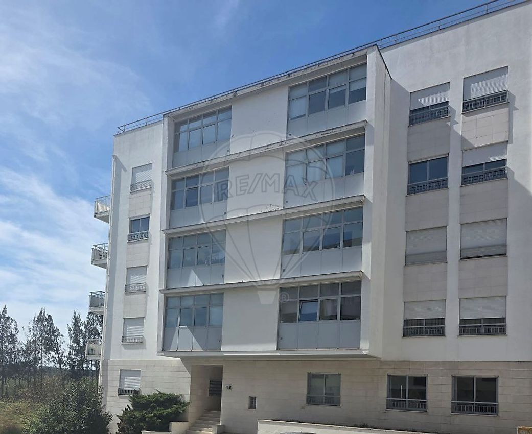出租公寓 t2在Rua Manuel Simões Maia