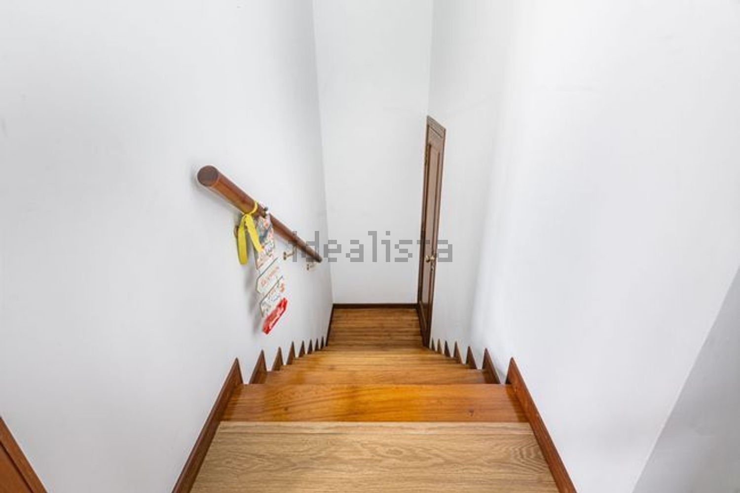 顶层公寓出售在Rua Francisco da Silva Areias, 142 - 楼梯