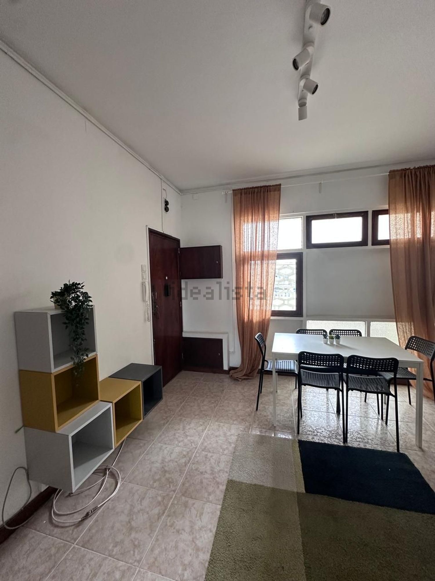 出租公寓 t2在Rua das Doze Casas, 56 - 客厅