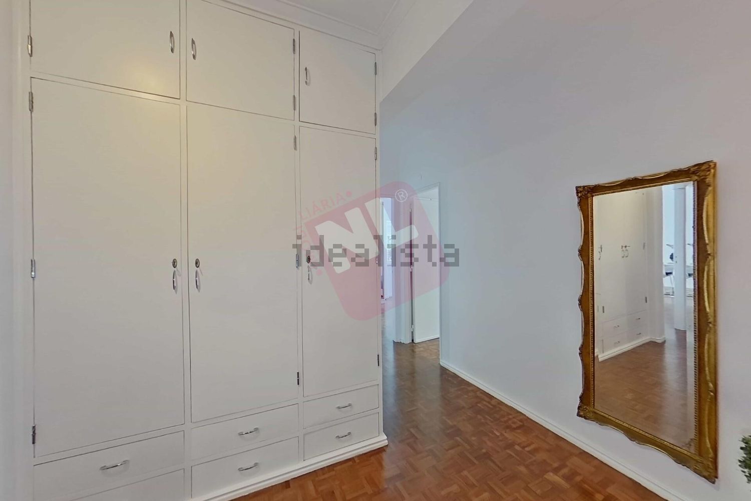 出租公寓 t3在Rua Veiga Beirão s/n - 前厅